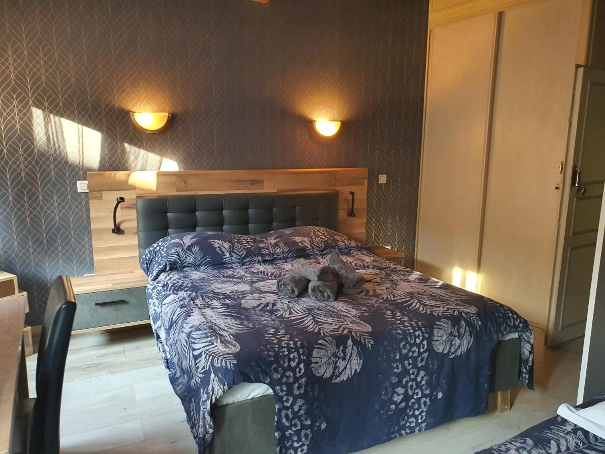 Hotel Du Centre Gueugnon Dış mekan fotoğraf
