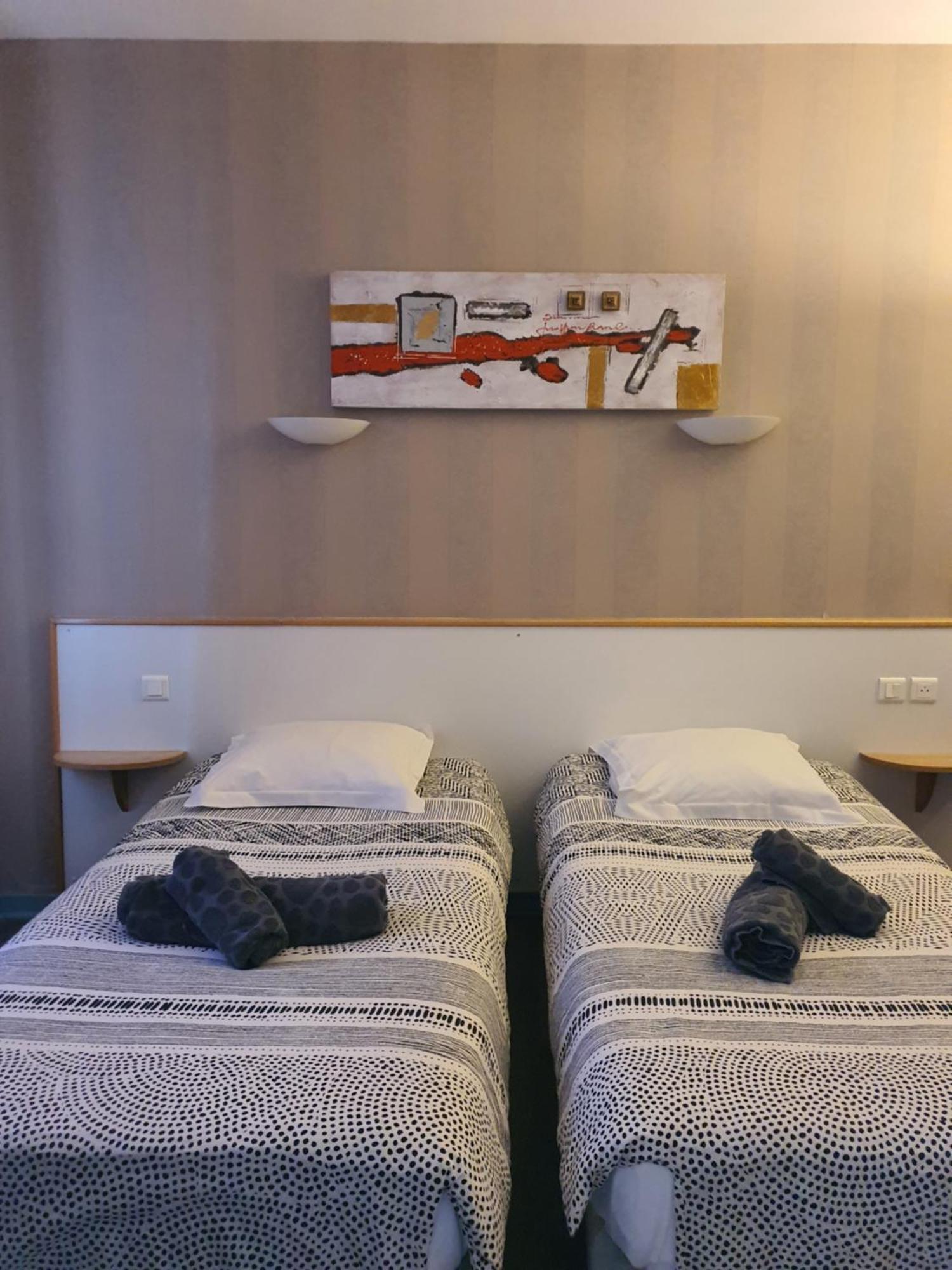 Hotel Du Centre Gueugnon Dış mekan fotoğraf